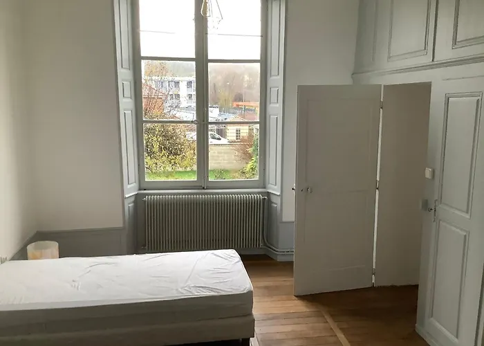 Апартаменты Avec Beaucoup De Caractere